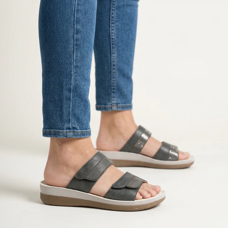 Jaika | Stilvolle Damen-Slipper mit gepolsterter Sohle