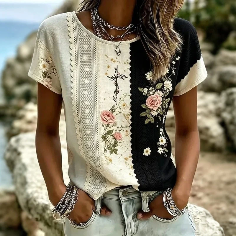 Rogena | Zweifarbiges Shirt mit Blumenmuster und Spitzendetails