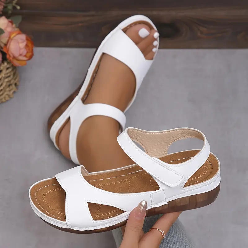 Coniela | Modische Sandalen mit dicker Sohle