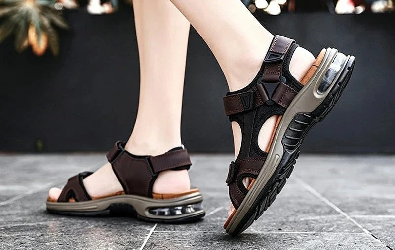 Freiderik | Bequeme Herren-Sandalen mit verstellbaren Riemen