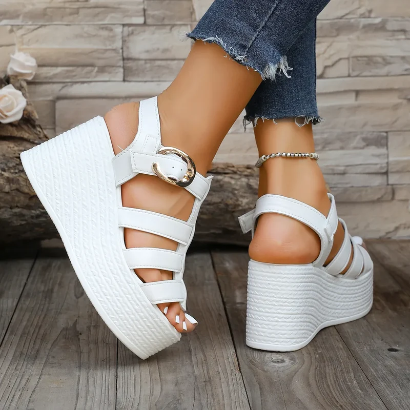 Esmeida | Damen-Keilsandalen im modernen Gladiator-Stil