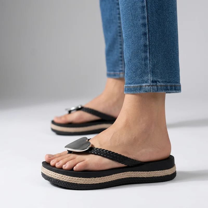 Lazzy | Damen-Pantoletten mit Herzdetail
