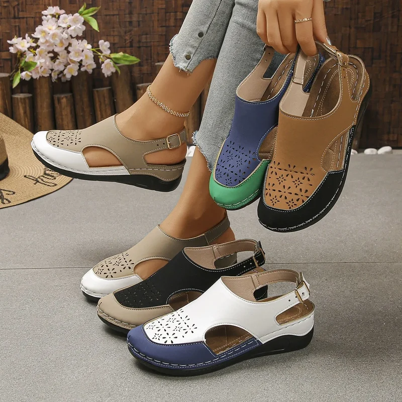 Ayiella | Weiche Keilsandalen mit verstellbarem Riemen