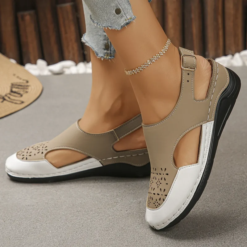 Ayiella | Weiche Keilsandalen mit verstellbarem Riemen