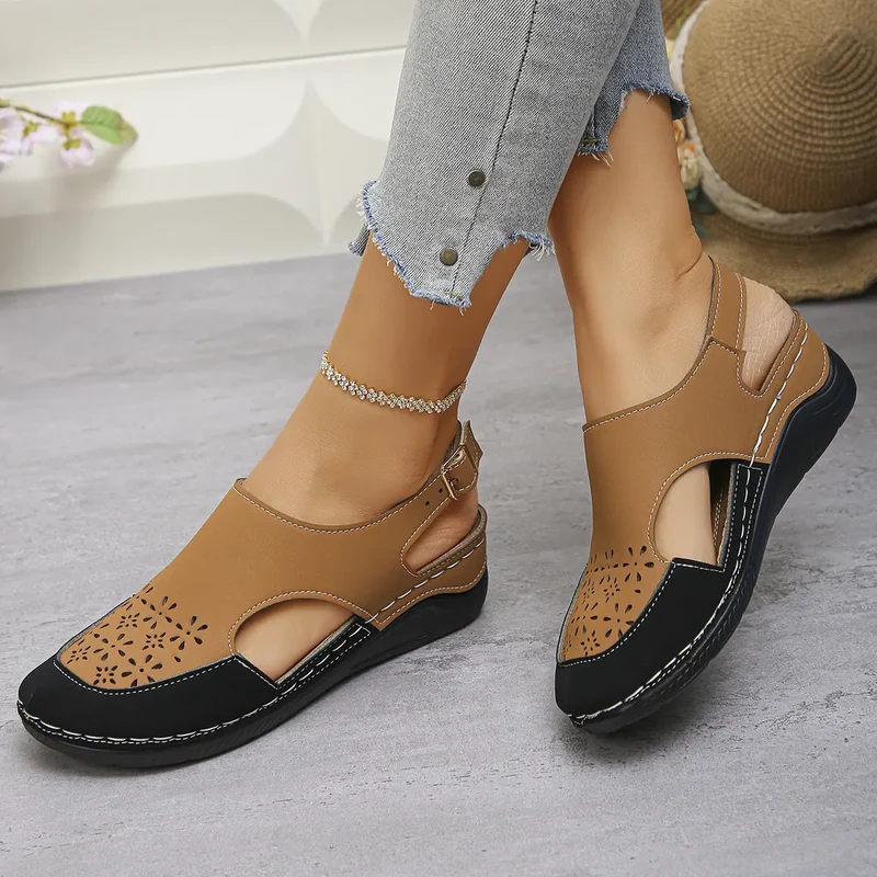 Ayiella | Weiche Keilsandalen mit verstellbarem Riemen