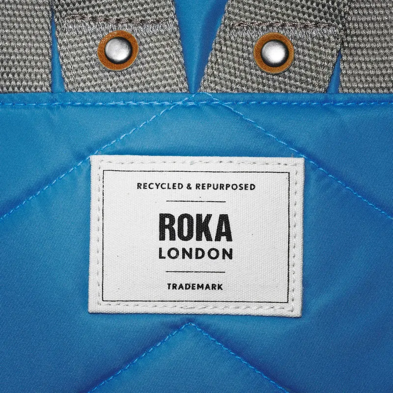 ROKA Canfield B Seaport Kleine Tasche aus recyceltem Nylon