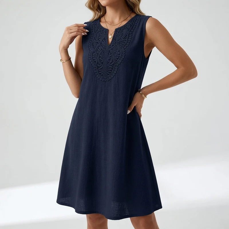 Greteph | Elegantes Midikleid mit besticktem Dekolleté