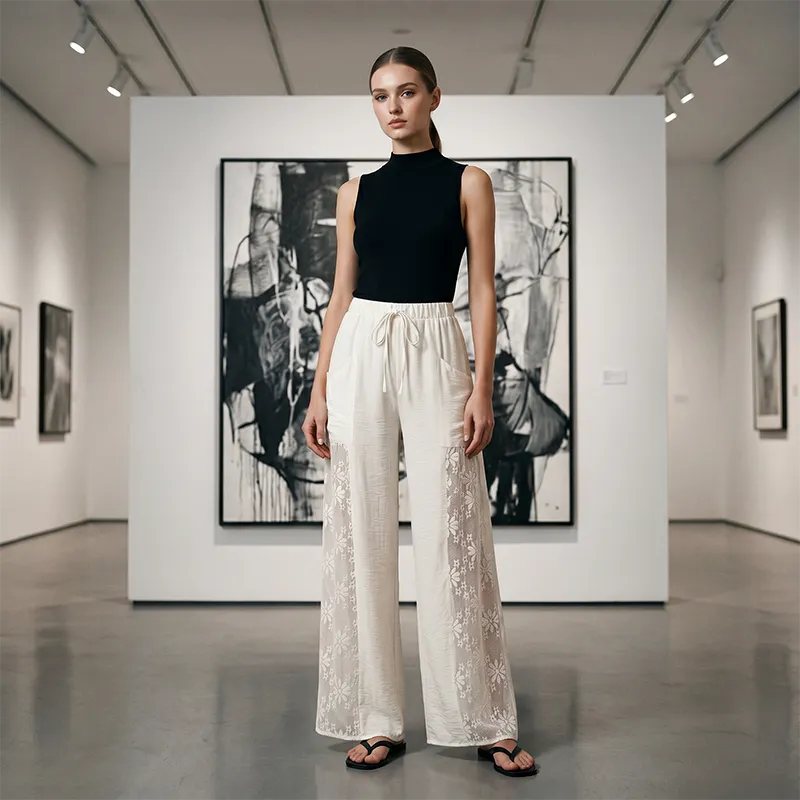 Immie | Bequeme Freizeithose mit Kordelbund und Spitze