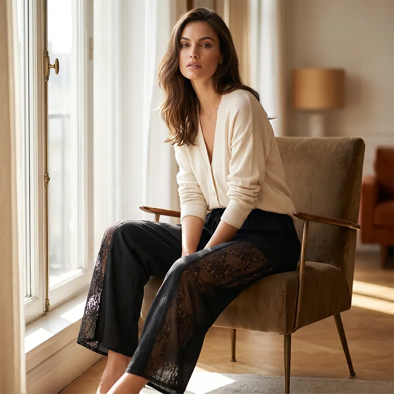 Immie | Bequeme Freizeithose mit Kordelbund und Spitze