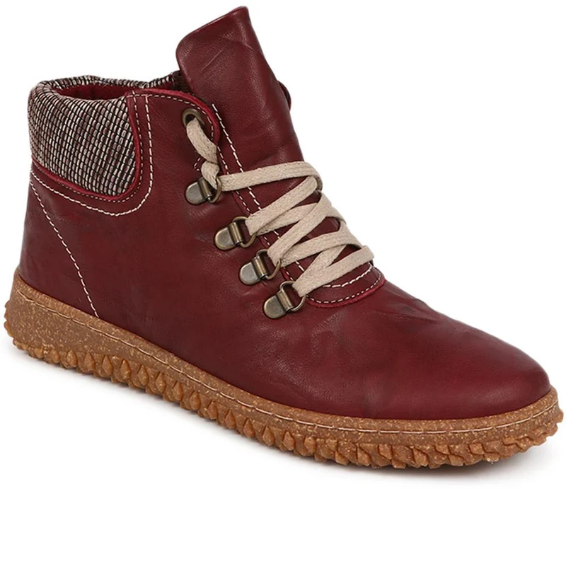 Leather Ankle Boots - HAK32015 / 319 263
