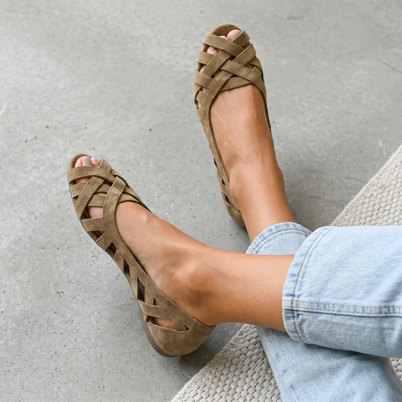 Jwella | Flache Wildleder-Sandalen mit Flechtdesign