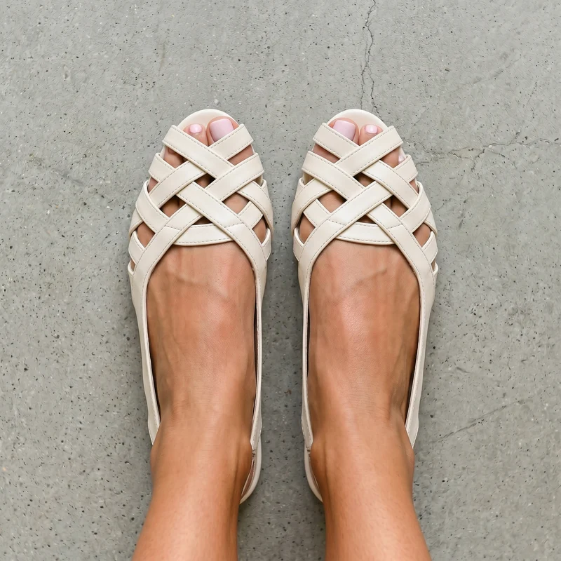 Jwella | Flache Wildleder-Sandalen mit Flechtdesign