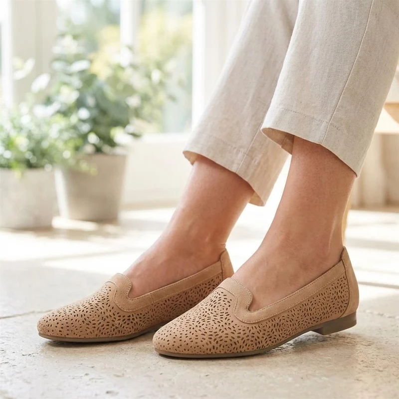 Wide Fit Laser Cut Slip On Shoes - WK43013 / 329 000 - Beige