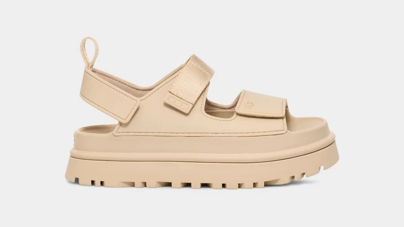 UGG Damen GoldenGlow Sandale – Meersalz