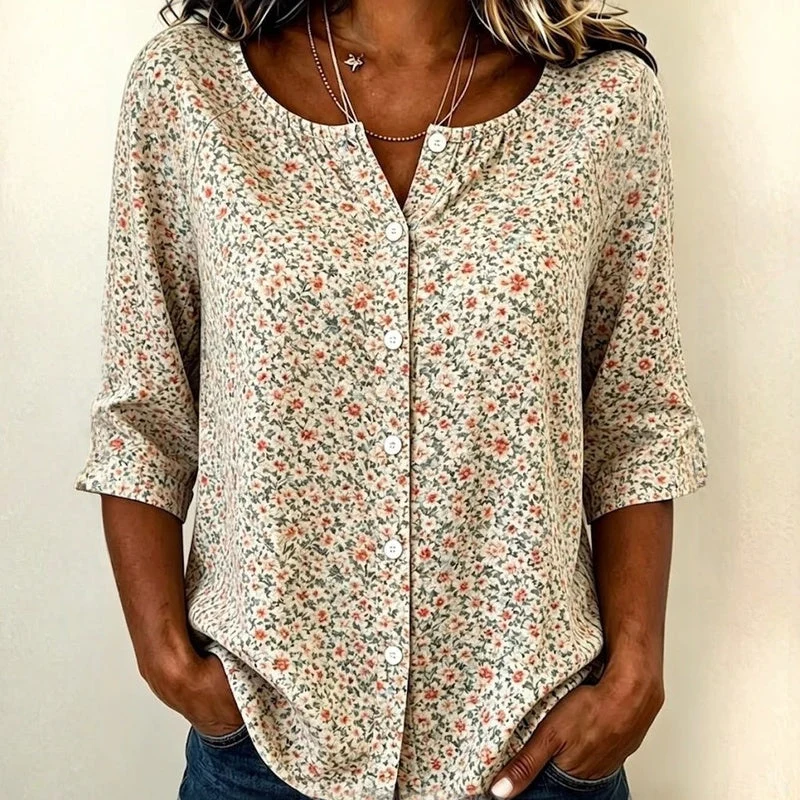 Cleera | Lässige Knopfbluse mit kleinem Blütenmuster