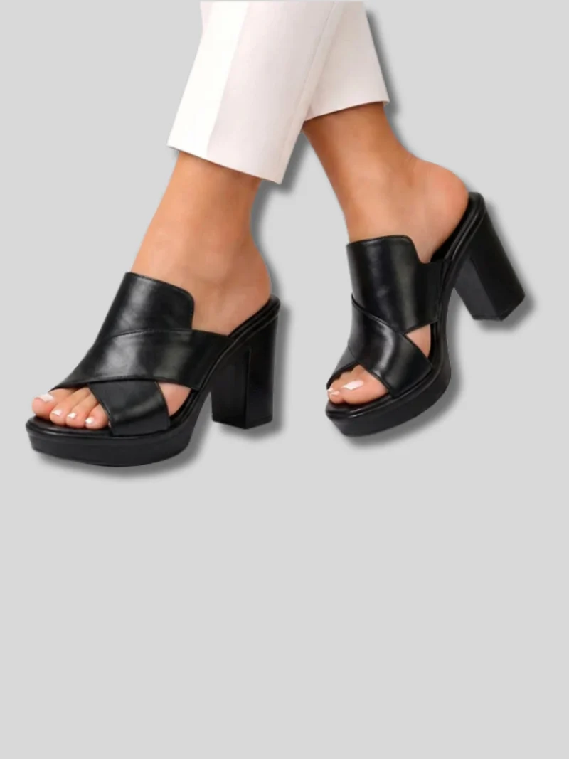 Hezlea | Elegante Absatzsandalen mit überkreuzten Riemen