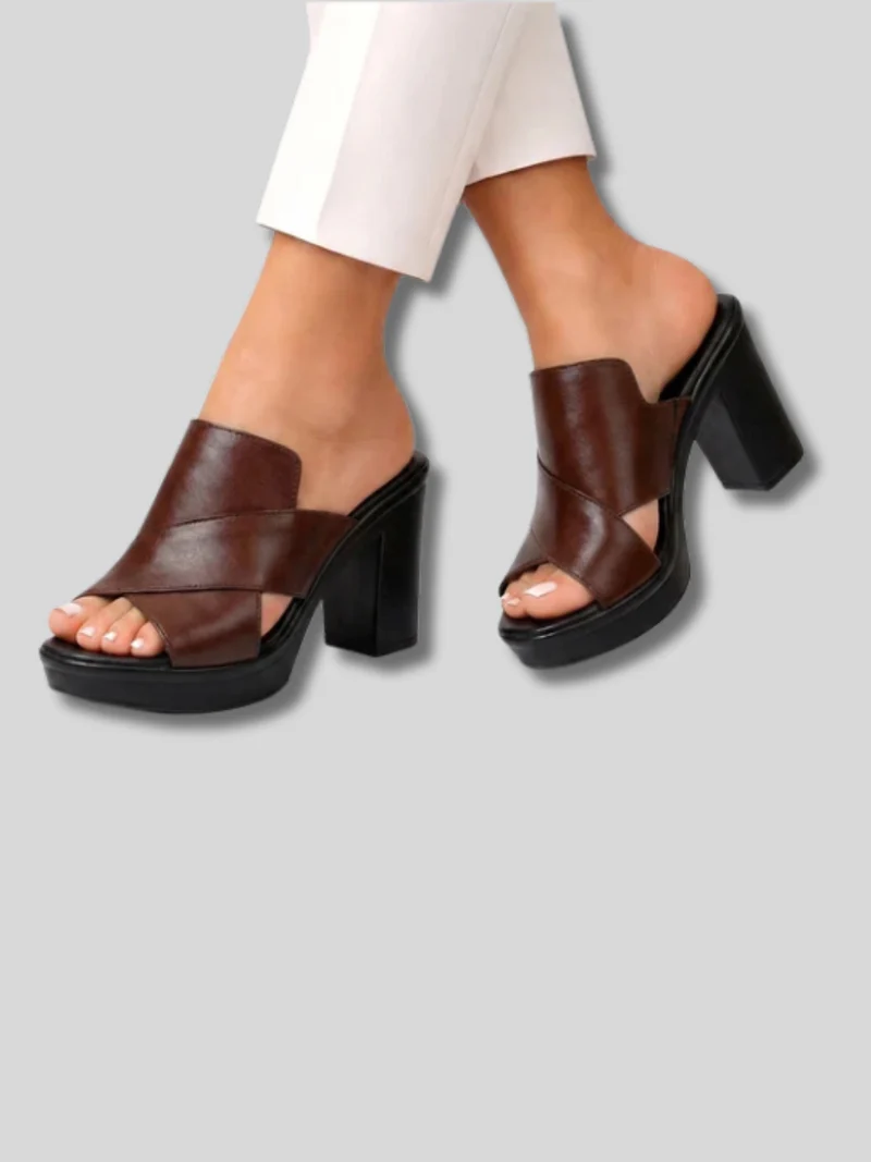 Hezlea | Elegante Absatzsandalen mit überkreuzten Riemen