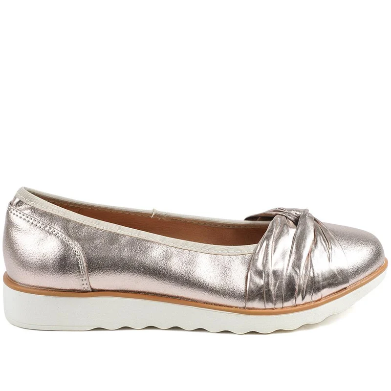 Wide Fit Chunky Bow Detailed Pumps - BRK43006 / 329 008 - Gold