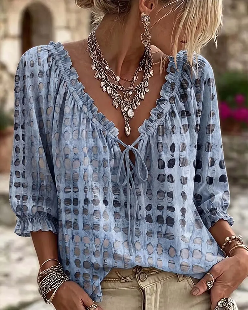 Ramceel | Gepunktete Bluse mit Schnürdetail