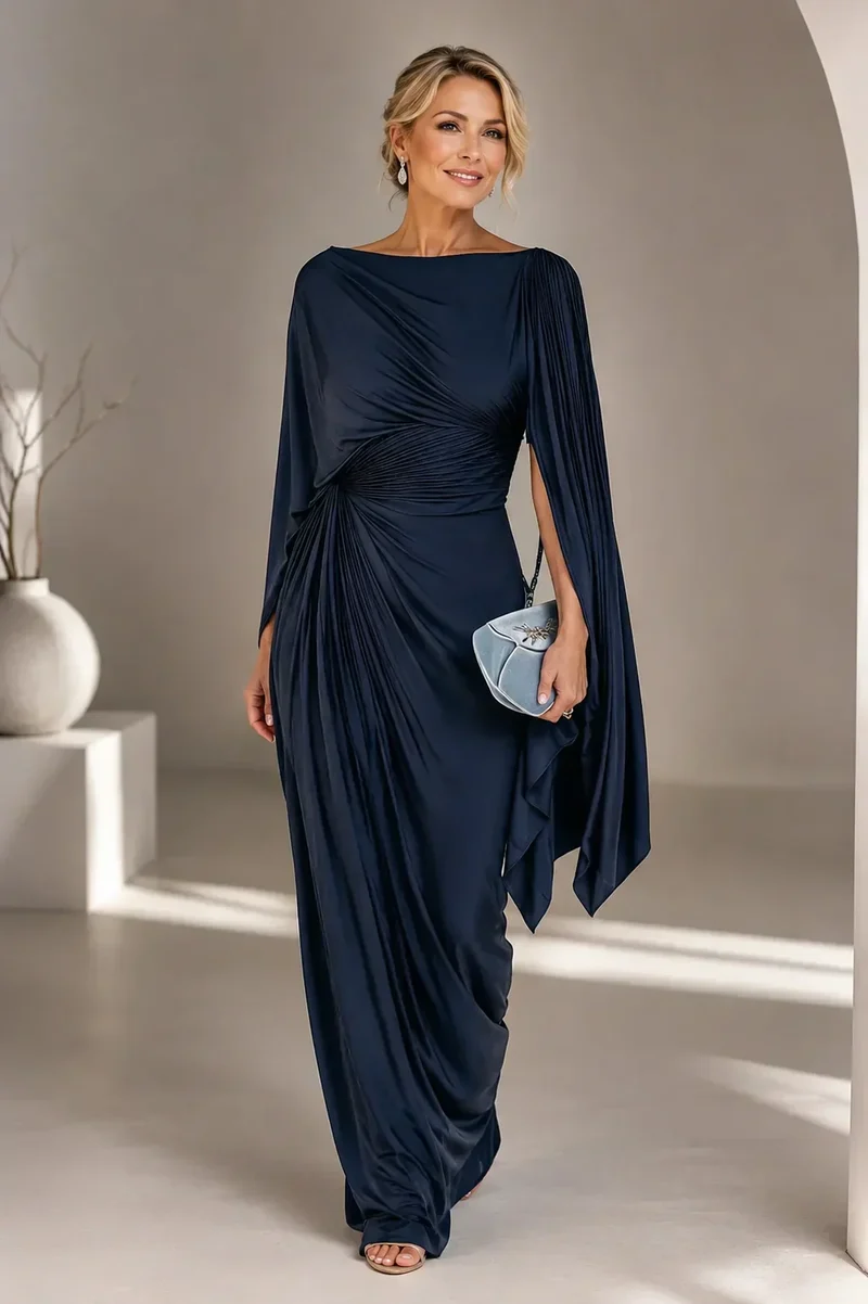 Zaelie | Langes Kleid mit Cape-Ärmeln und Raffungen