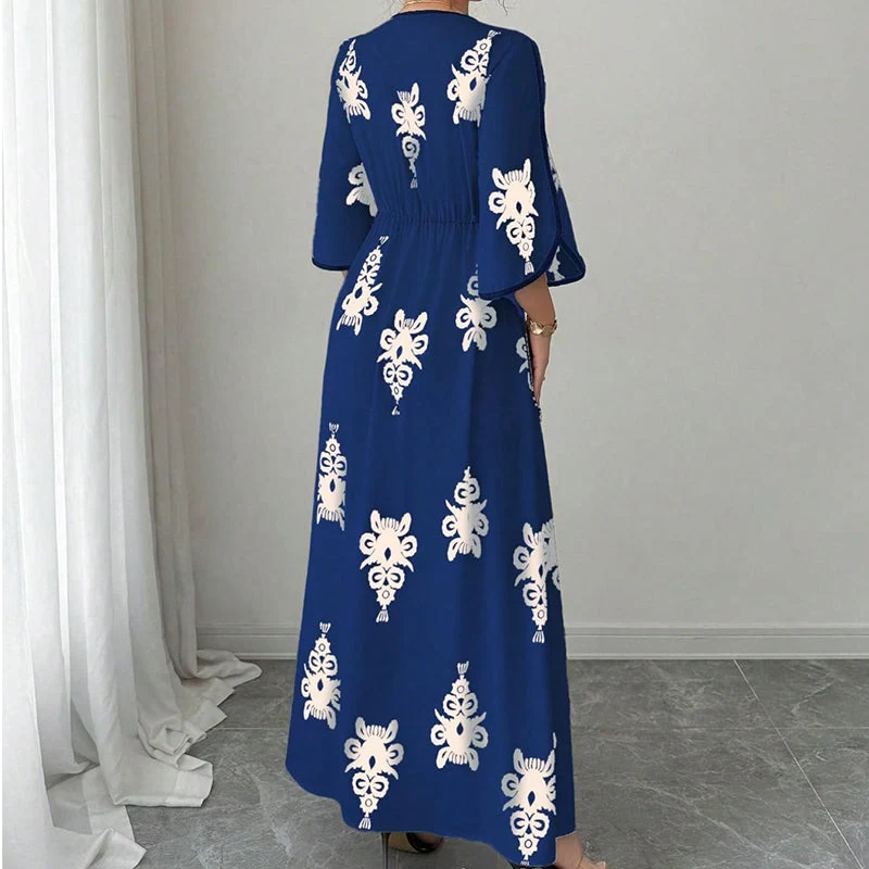 Qoucie | V-Ausschnitt-Maxikleid mit eleganter Sommernote