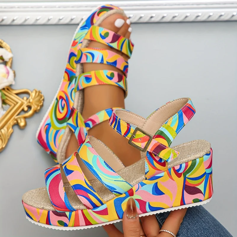 Amelorac | Bunte Keilsandalen mit stabilem Plateau