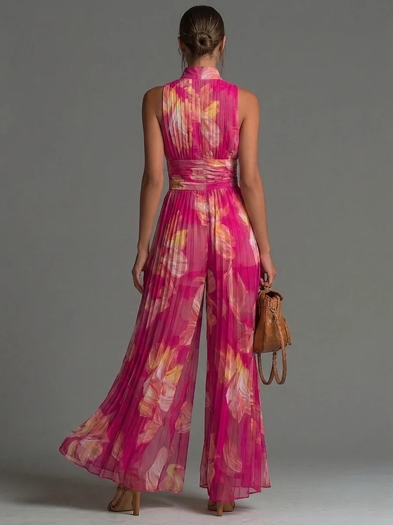 Ceralia | Floraler Plissee-Jumpsuit mit taillierter Silhouette