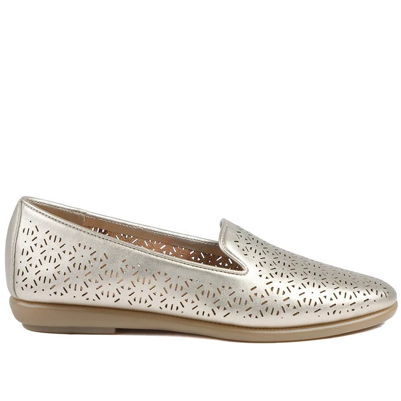 Chic Stitch & Turn Slip On Shoes - UPSKY43004 / 329 002 - Gold