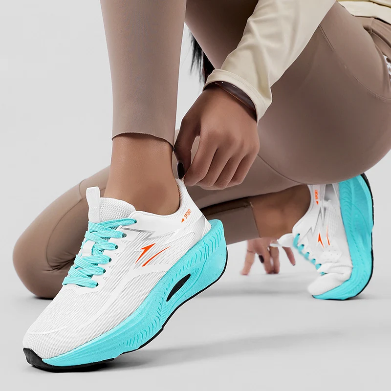 Novarich | Sportliche Sneaker mit stoßdämpfender Sohle
