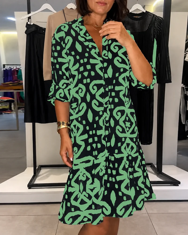Calenia | Stilvolles Printkleid mit 3/4-Ärmeln