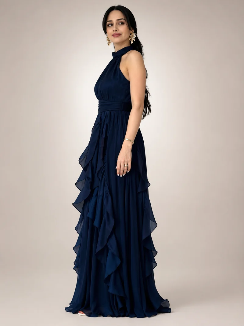 Christae | Bodenlanges Neckholderkleid mit Rüschendetails
