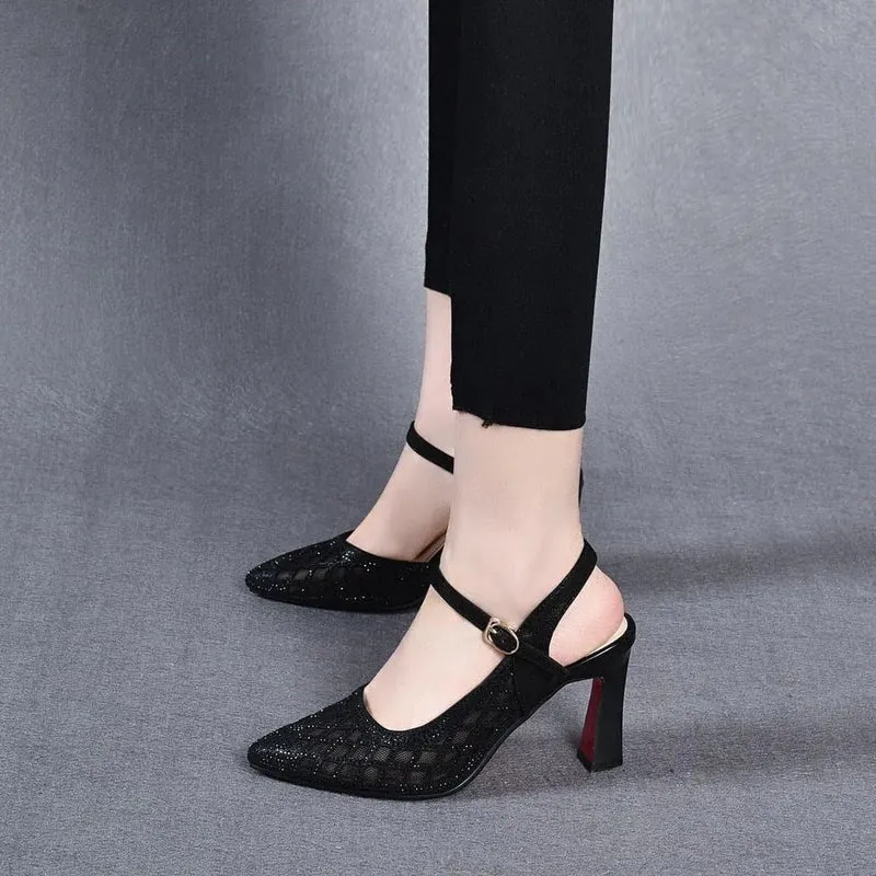Freacy | Elegante Slingpumps mit Strassdetails