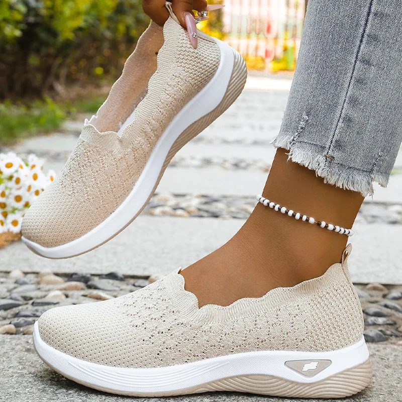 Forreta | Leichte Slip-On-Walkingschuhe aus atmungsaktivem Strick