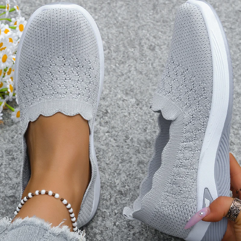 Forreta | Leichte Slip-On-Walkingschuhe aus atmungsaktivem Strick