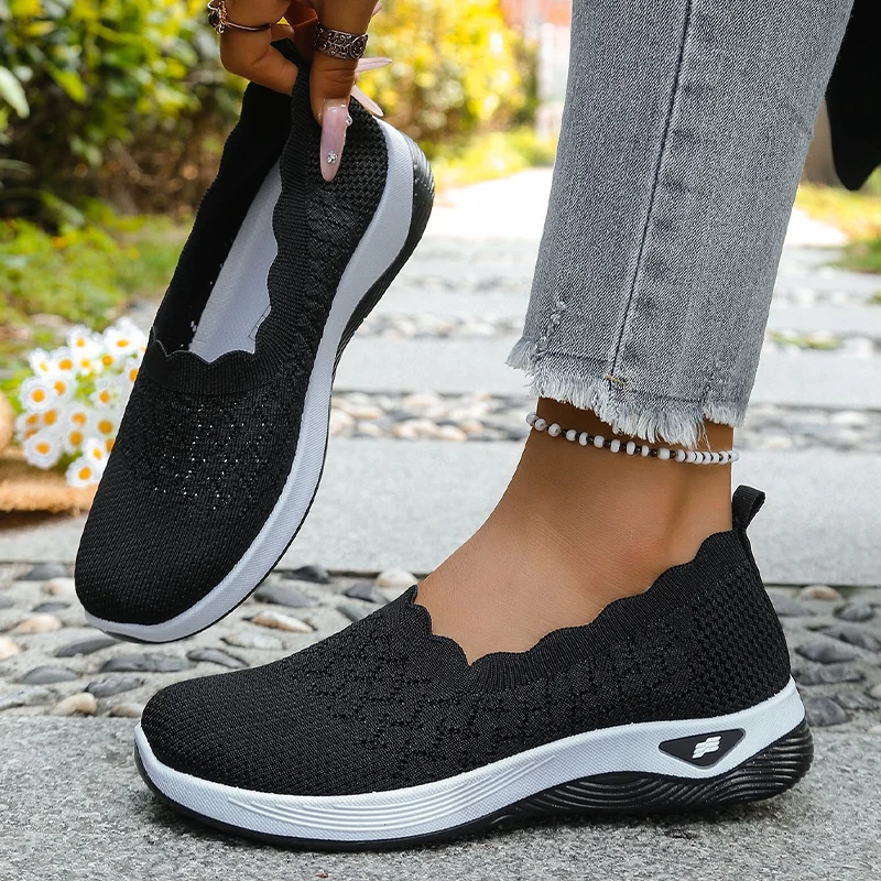 Forreta | Leichte Slip-On-Walkingschuhe aus atmungsaktivem Strick