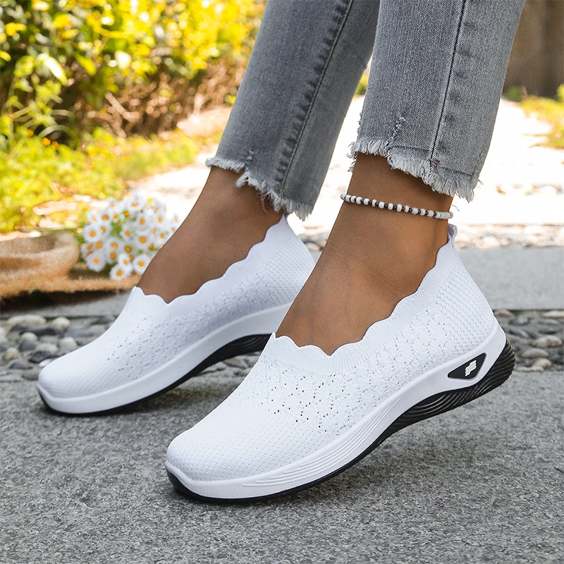 Forreta | Leichte Slip-On-Walkingschuhe aus atmungsaktivem Strick
