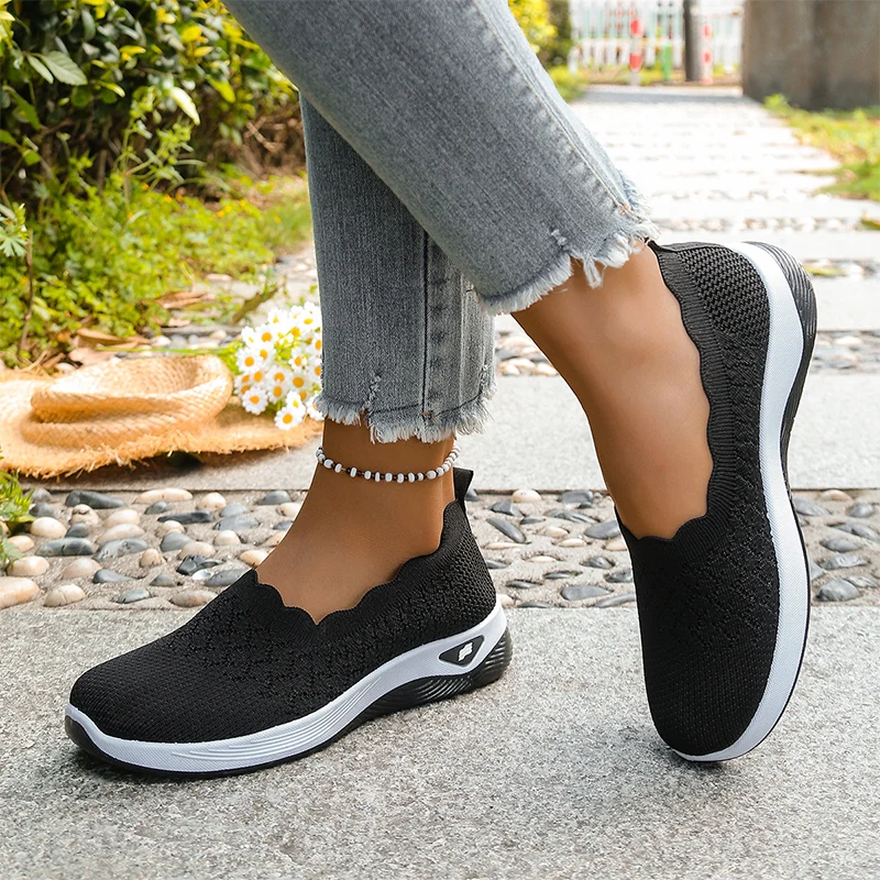 Forreta | Leichte Slip-On-Walkingschuhe aus atmungsaktivem Strick