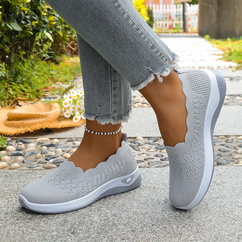 Forreta | Leichte Slip-On-Walkingschuhe aus atmungsaktivem Strick