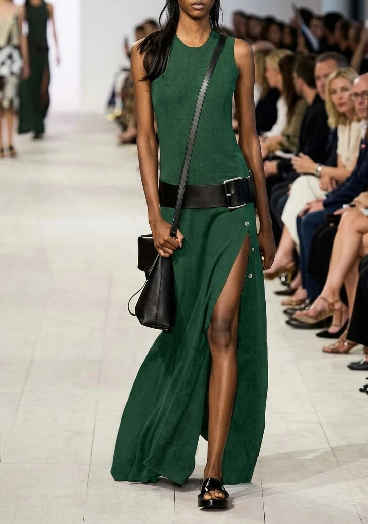 Sealyn | Ärmelloses Maxikleid mit Gürtel und Seitenschlitz