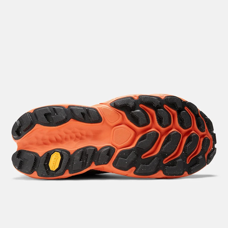 New Balance Herren Fresh Foam X More Trail v3 Trainer – Schwarz / Cayenne