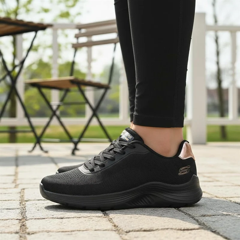 Everyday Comfort Lace Up Trainer - SKE43018 / 328 835 - Black