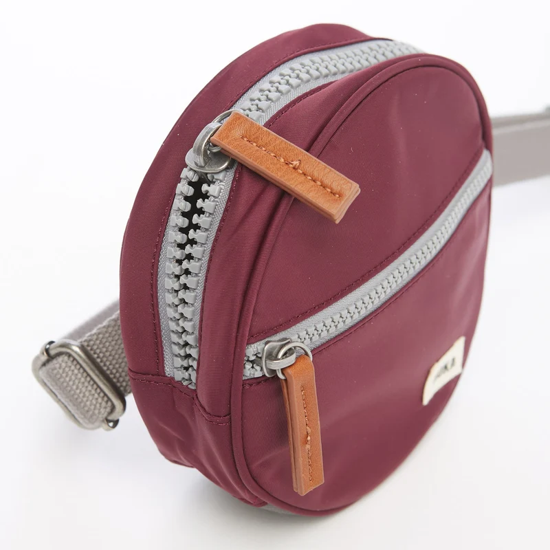 ROKA Paddington D Plum Extra Small Tasche aus recyceltem Nylon