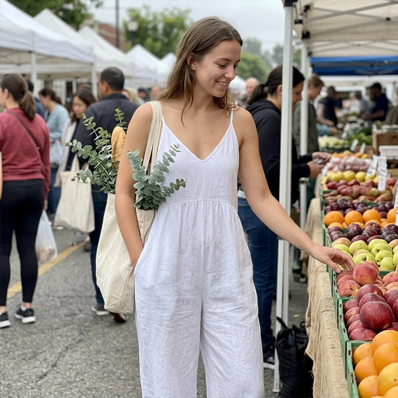 Amarrie | Rückenfreier Damen-Jumpsuit mit feinen Trägern