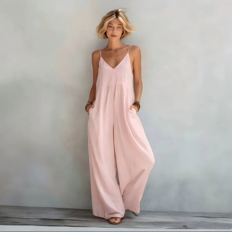 Amarrie | Rückenfreier Damen-Jumpsuit mit feinen Trägern