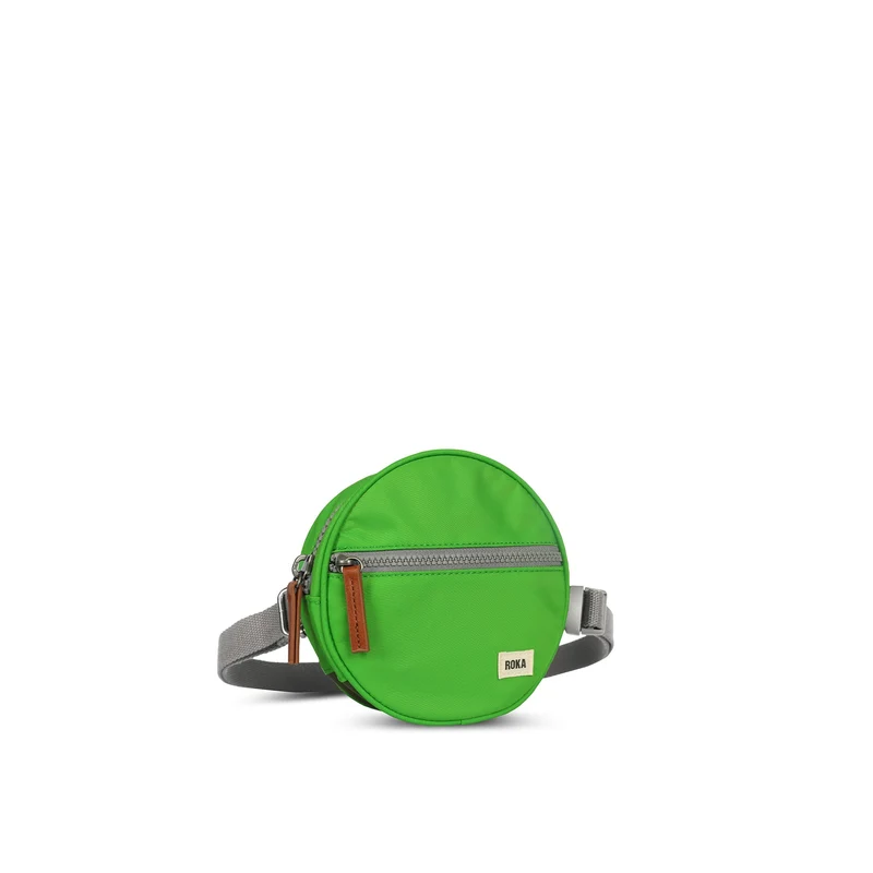 ROKA Paddington D Kelly Green Extra Small Tasche aus recyceltem Nylon