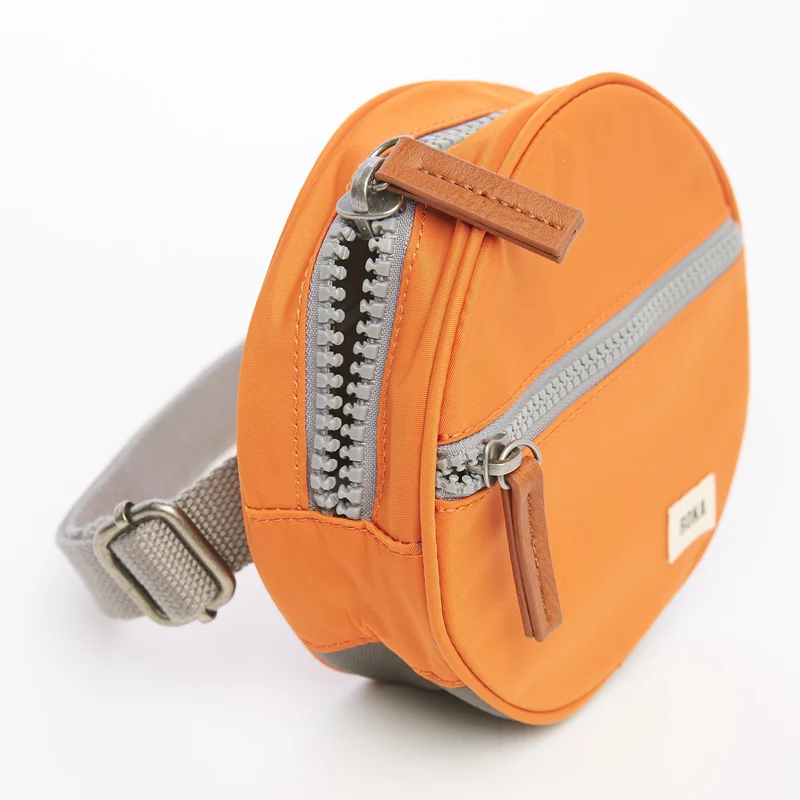 ROKA Paddington D Extra kleine Tasche aus recyceltem Nylon, Farbe: Burnt Orange