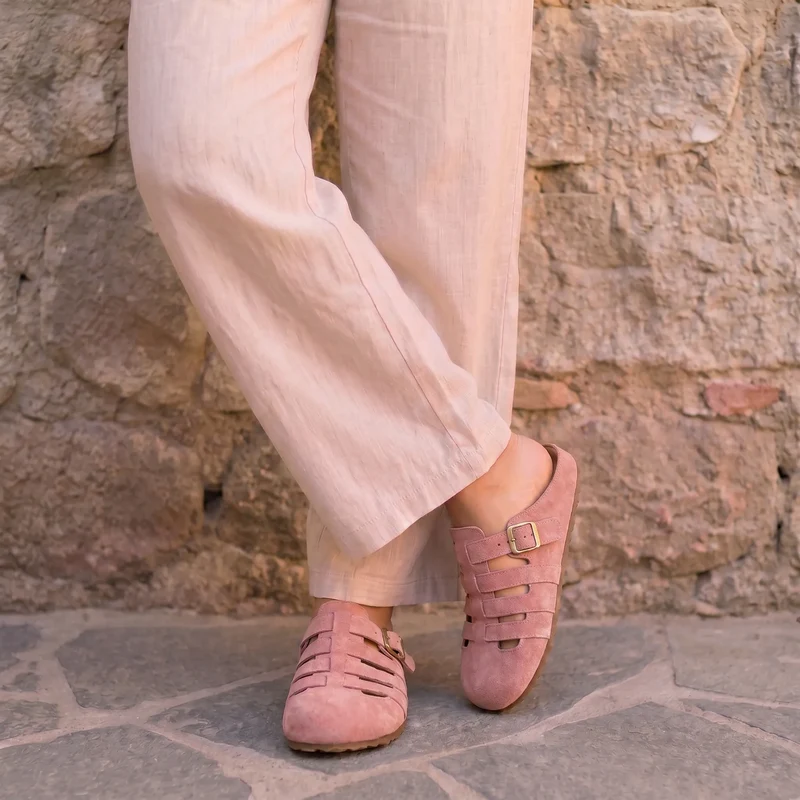 Cianelle | Komfortable Damen-Mules mit verstellbarer Schnalle