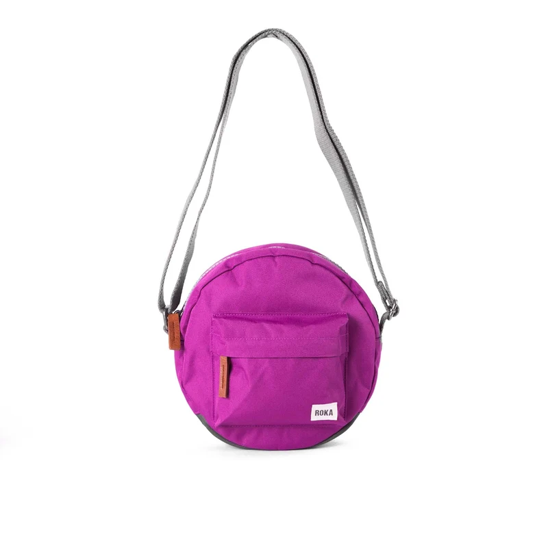 ROKA Paddington B Violet Kleine Tasche aus recyceltem Canvas