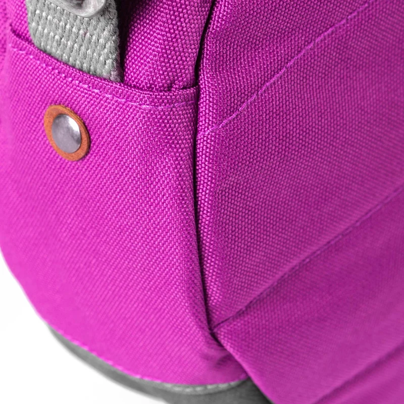 ROKA Paddington B Violet Kleine Tasche aus recyceltem Canvas