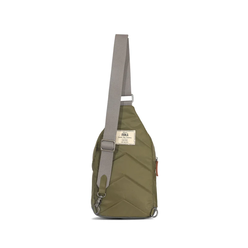 ROKA Willesden B Große Tasche aus recyceltem Nylon - Militär